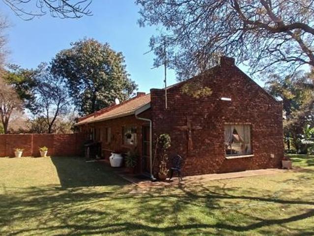 1 Bedroom House in Strydfontein AH