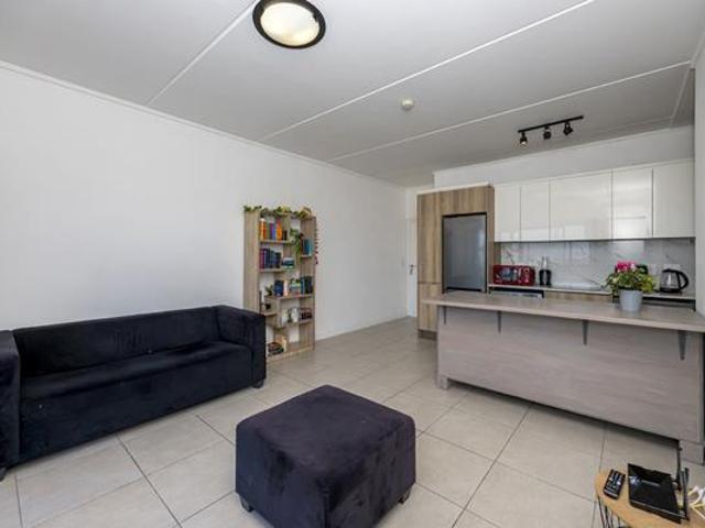 1 Bedroom House in Sunningdale