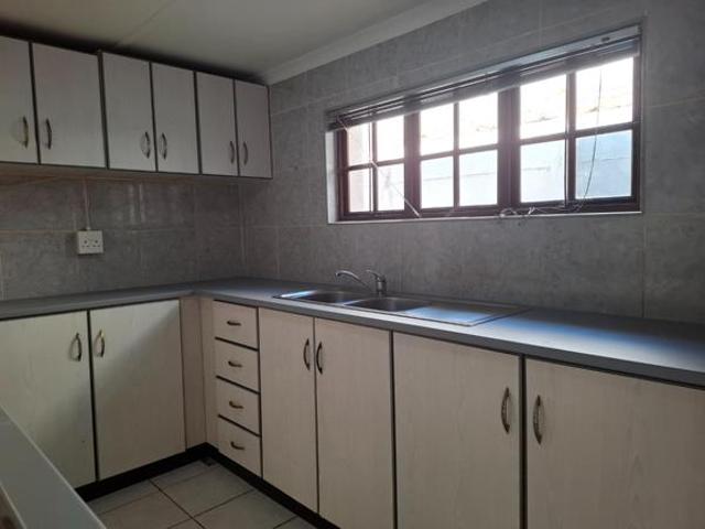 1 Bedroom House in Port Elizabeth Central
