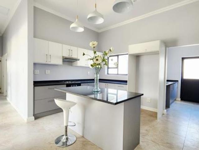 1 Bedroom House in Paarl South