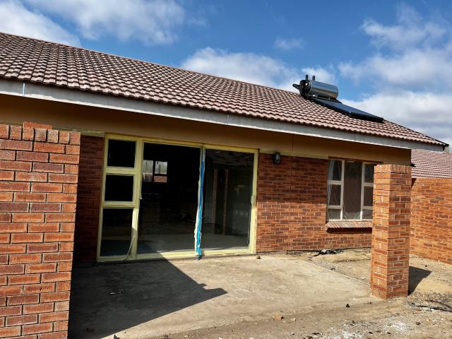 1 Bedroom House in Panorama