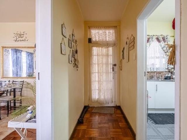 1 Bedroom House in Parsons Hill