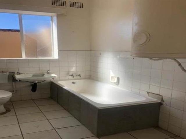 1 Bedroom House in Primrose