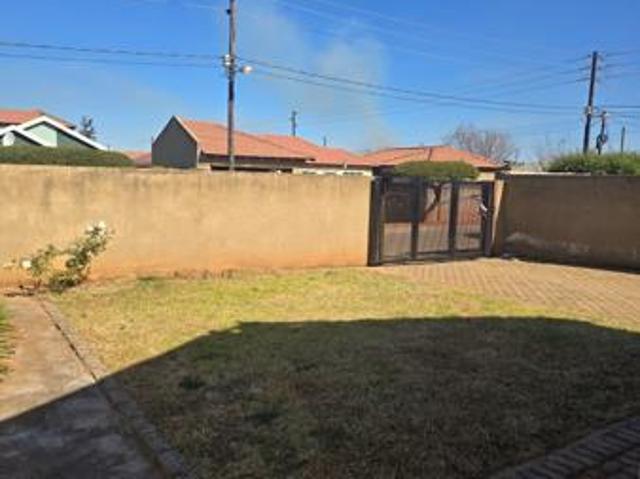 1 Bedroom House in Protea Glen