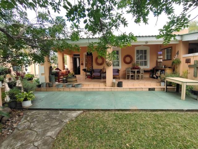 1 Bedroom House in Rooiberg