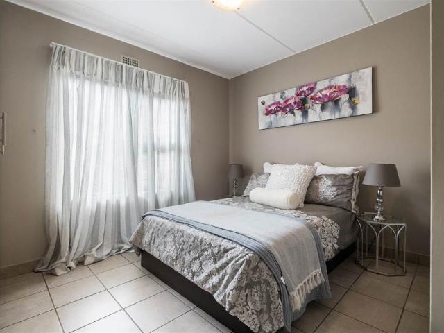1 Bedroom House in Rooihuiskraal North