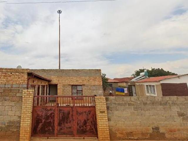 1 Bedroom House in Randfontein Central