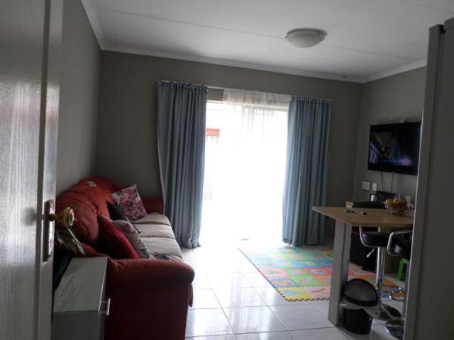 1 Bedroom House in Riverlea