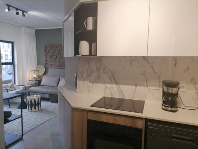 1 Bedroom House in Waterfall