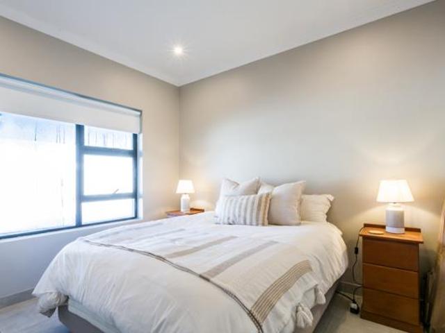 1 Bedroom House in West Bank