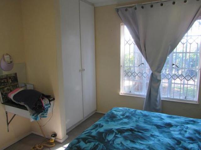 1 Bedroom House in White River Central