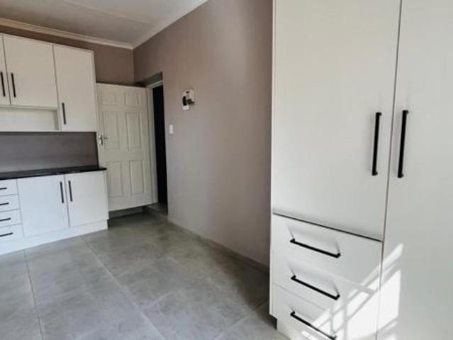 1 Bedroom House in Witbank Central