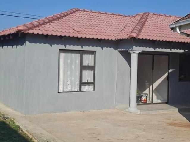 1 Bedroom House in Witpoortjie