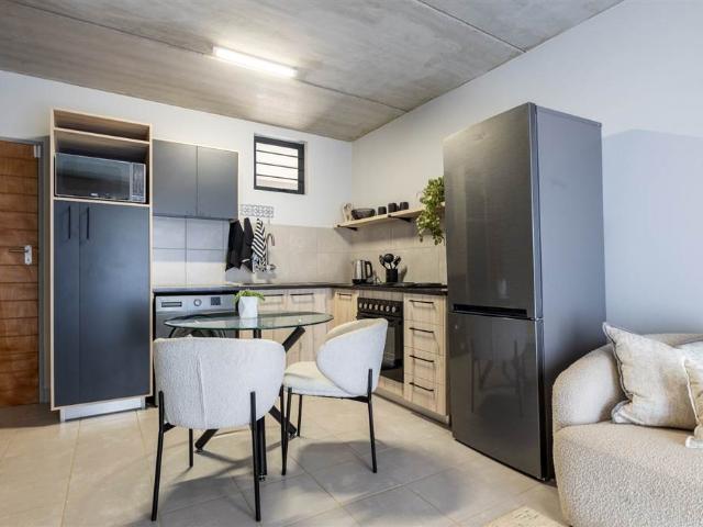 1 Bedroom House in The Reeds