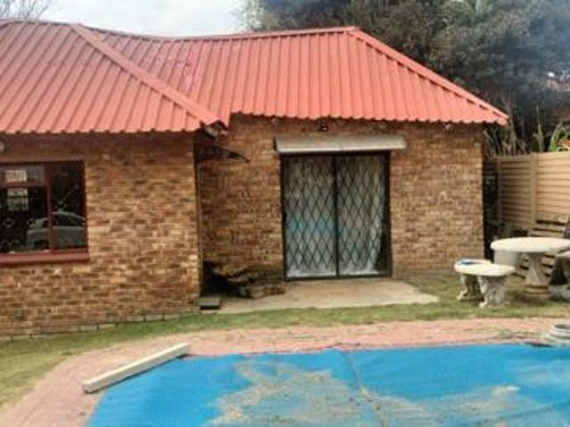 1 Bedroom House in The Reeds