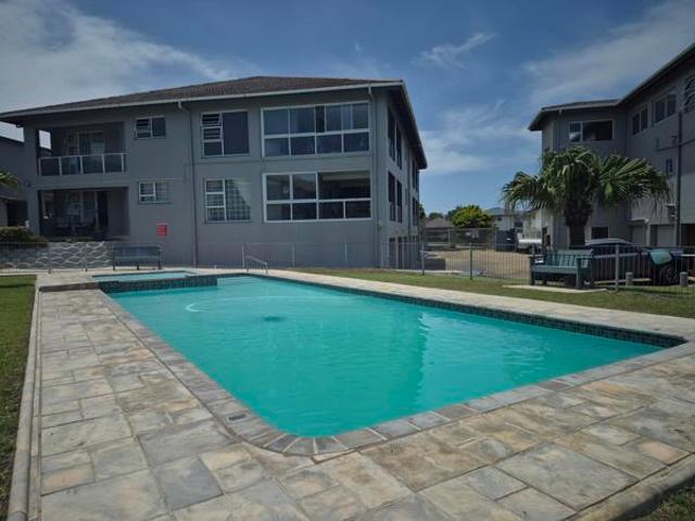 1 Bedroom Townhouse in Uvongo Beach
