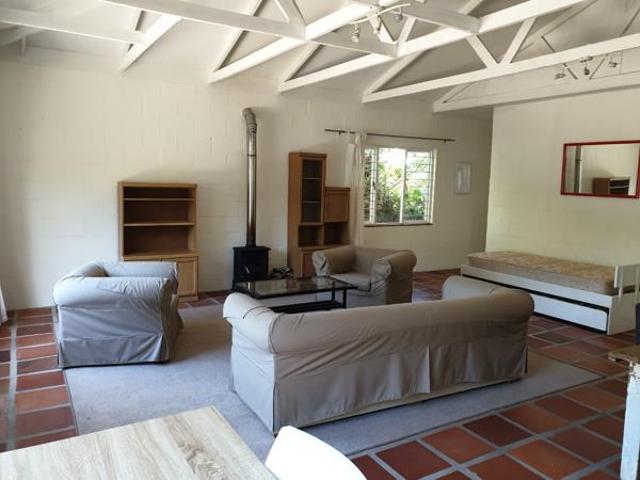 1 Bedroom House in Valley Estate