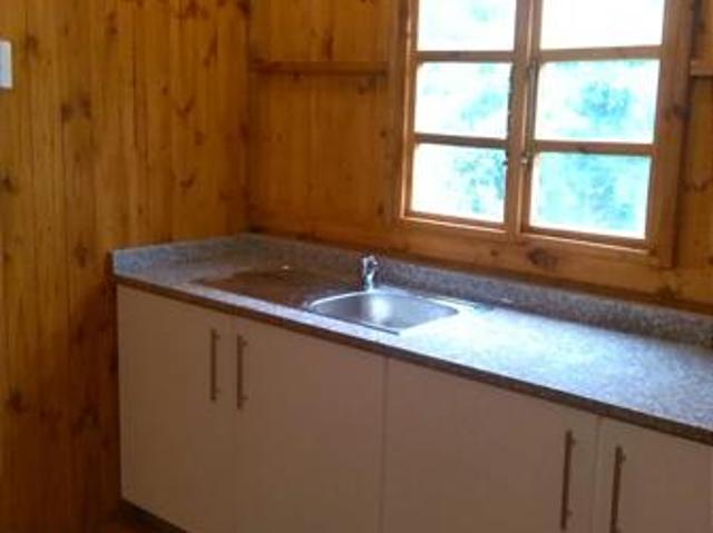 1 Bedroom House in Yellowwood Park