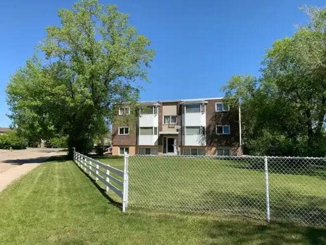 1 Bedroom House Red Deer AB 104362380