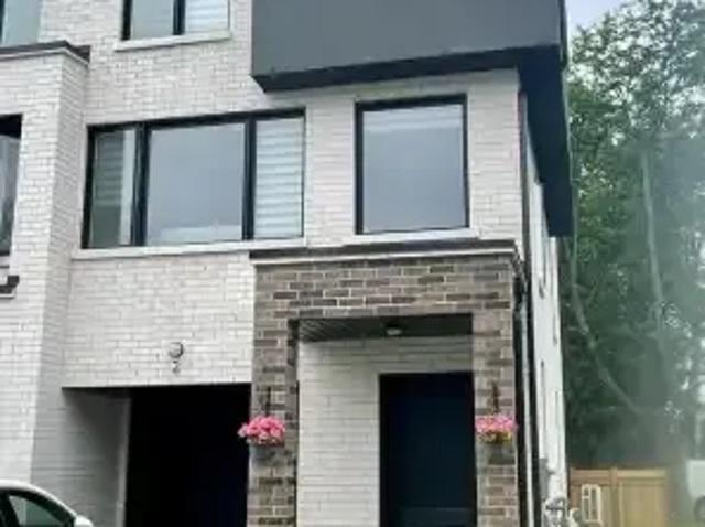 1 Bedroom House Richmond Hill ON 101773658