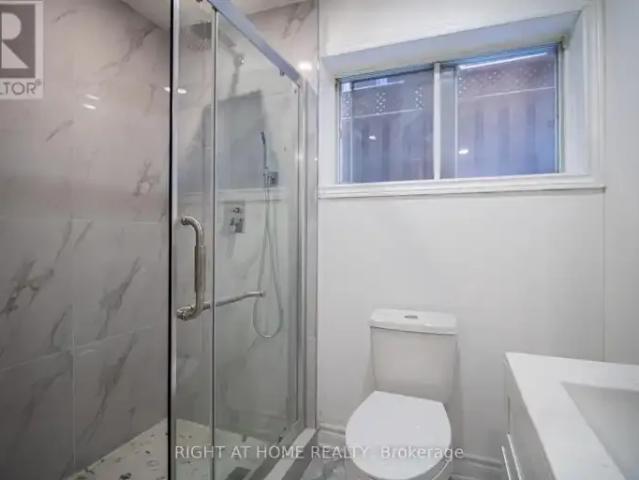 1 Bedroom House Richmond Hill ON 105135776