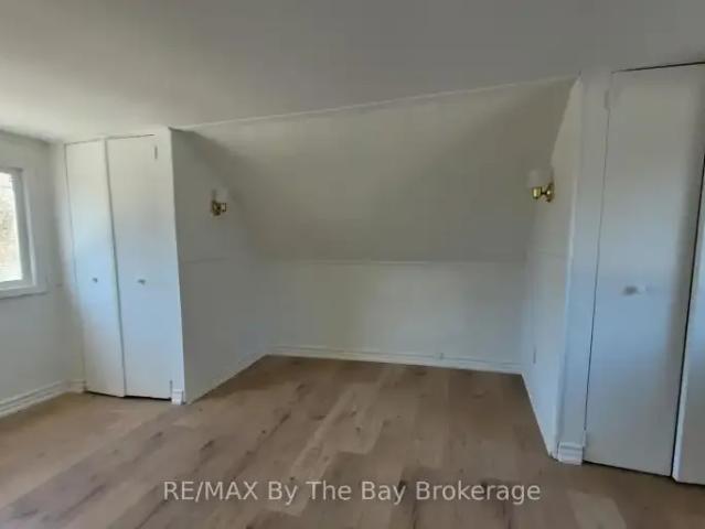 1 Bedroom House Wasaga Beach ON LS103119165