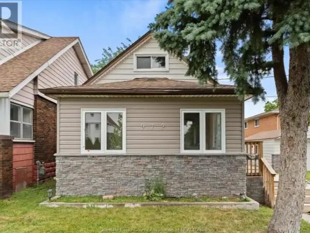 1 Bedroom House Windsor ON 103216019