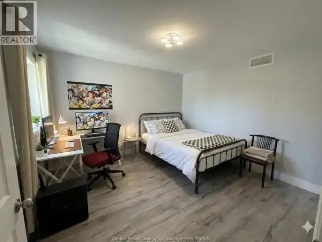 1 Bedroom House Windsor ON 104224779