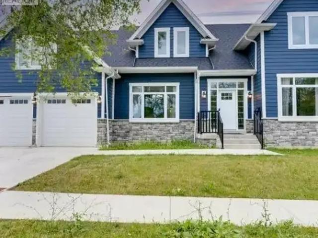 1 Bedroom House Windsor ON 105186055