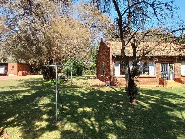 1 Bedroom House To Let in Patryshoek AH