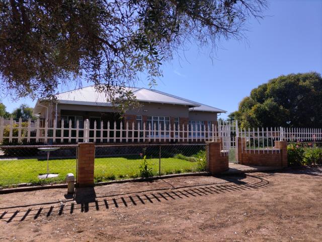 1 Bedroom House To Let in Vryburg