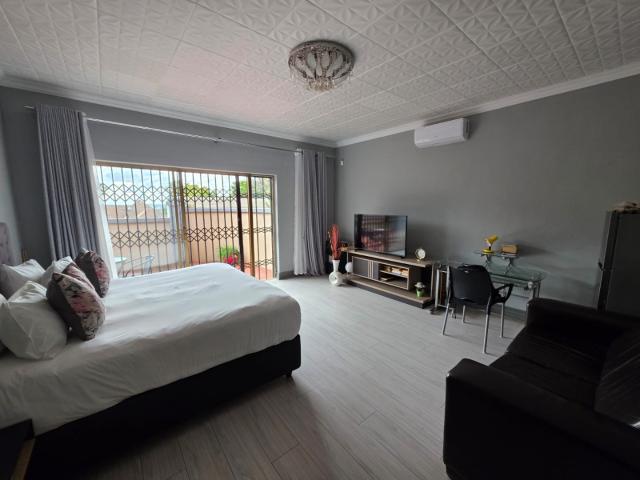 1 Bedroom House To Rent in Waterkloof