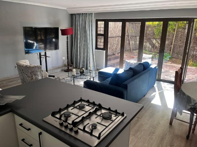 1 Bedroom House To Rent in Bryanston