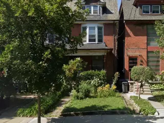 1 Bedroom House Toronto ON 102658544