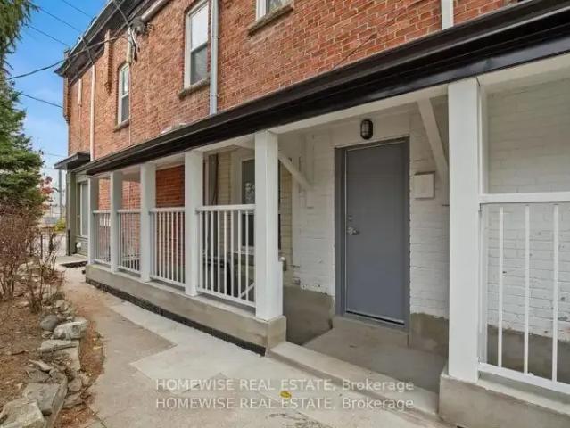 1 Bedroom House Toronto ON 103355320
