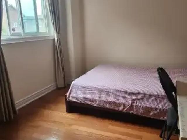 1 Bedroom House Vaughan ON 102847476