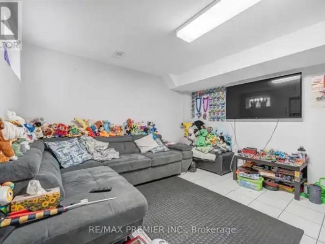 1 Bedroom House Vaughan ON 103151877