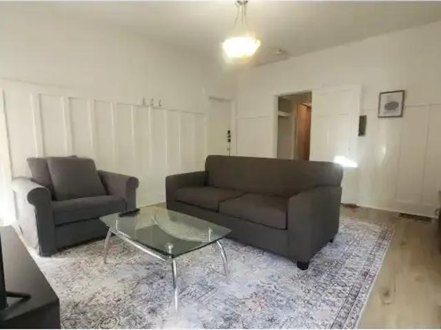 1 Bedroom House Vancouver BC 102204282