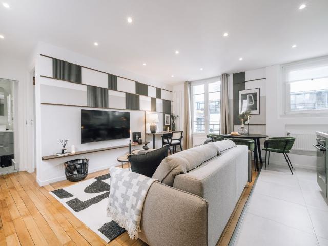 1 bedroom in La Motte Picquet Grenelle, Paris Amsterdam Apartments for Rent