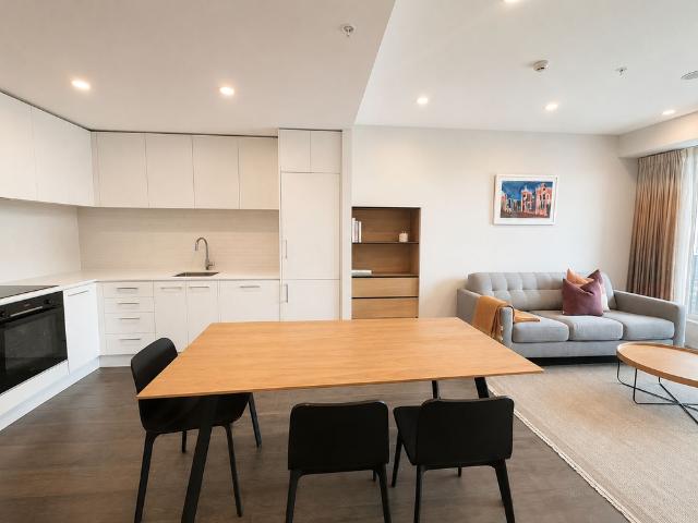 1 Bedroom on Enfield St