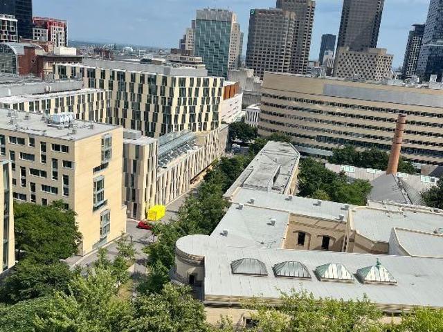 1 Bedroom lease transfère Asap