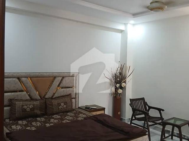 1 bedroom luxury furnish apartment for rent