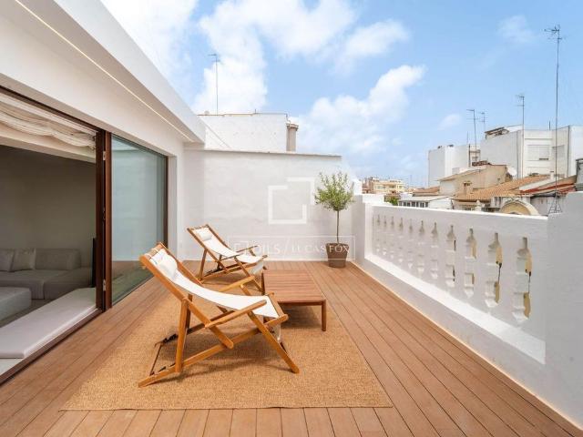 1 bedroom luxury penthouse for rent in Valencia, Spain