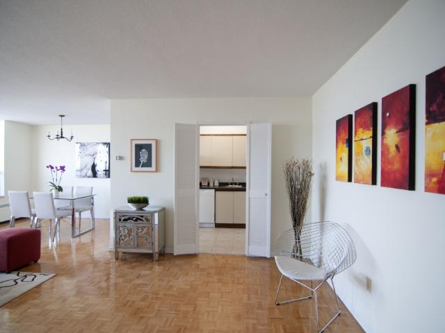 1 Bedroom Multi Family Toronto ON 11034532