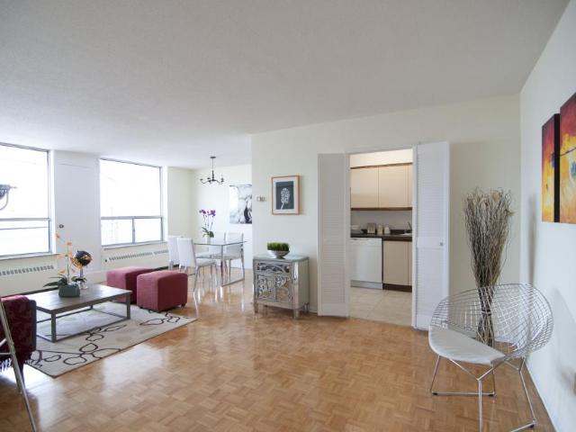 1 Bedroom Multi Family Toronto ON 11055548