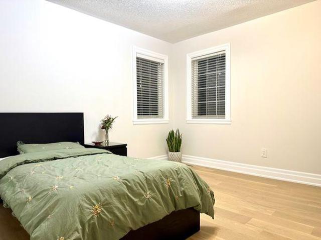 1 Bedroom Shared Living/roommate Mississauga ON 96645210