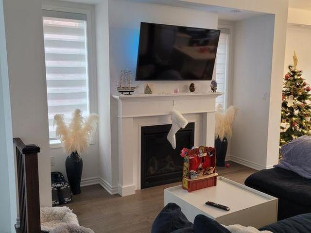 1 Bedroom Shared Living/roommate Oakville ON LS97419485