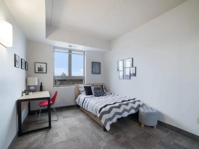 1 Bedroom Shared Living/roommate Oshawa Oshawa 99491652