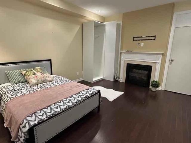 1 Bedroom Shared Living/roommate Oshawa Oshawa LS97409304