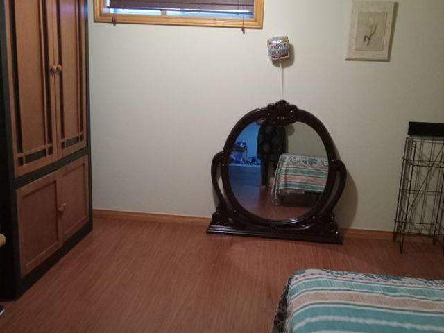 1 Bedroom Shared Living/roommate Belleville ON 96645213